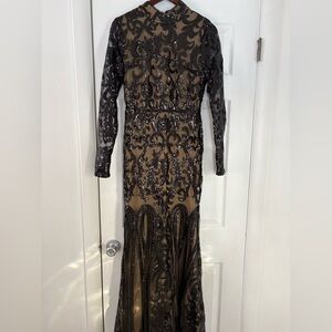 Windsor Black and Tan Sequin Long Sleeve Dress